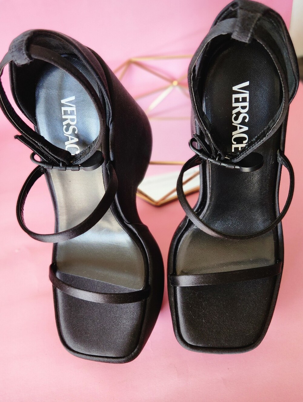VERSACE Medusa Aevitas Satin Single Platform Pumps Size 40